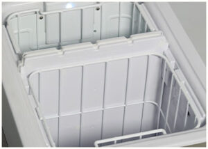 Kleines Gefrierfach und großes Kühlfach