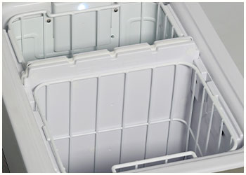 Kleines Gefrierfach und großes Kühlfach