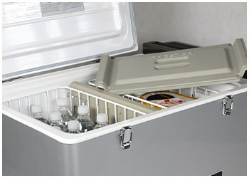 Normal- und Tiefkühlfach