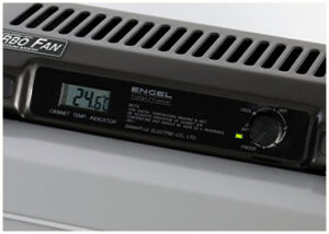 Steuerung mit Kontrollleuchte und
Digitaldisplay